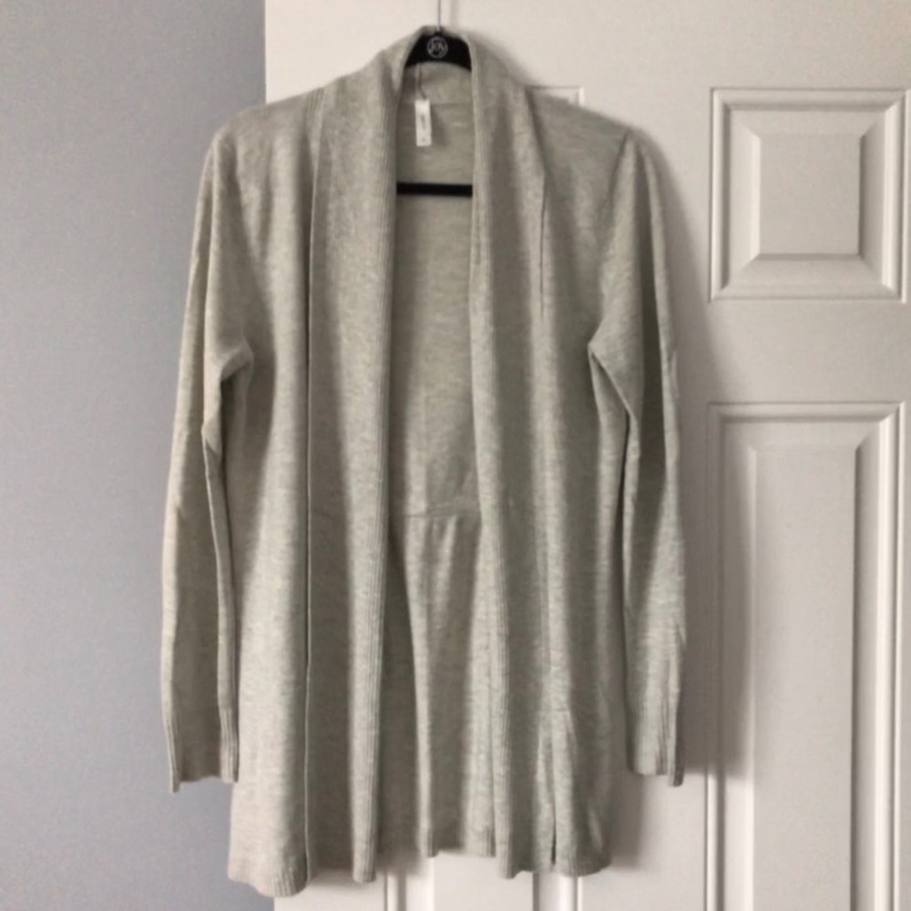 NWOT Gap body cozy sweater